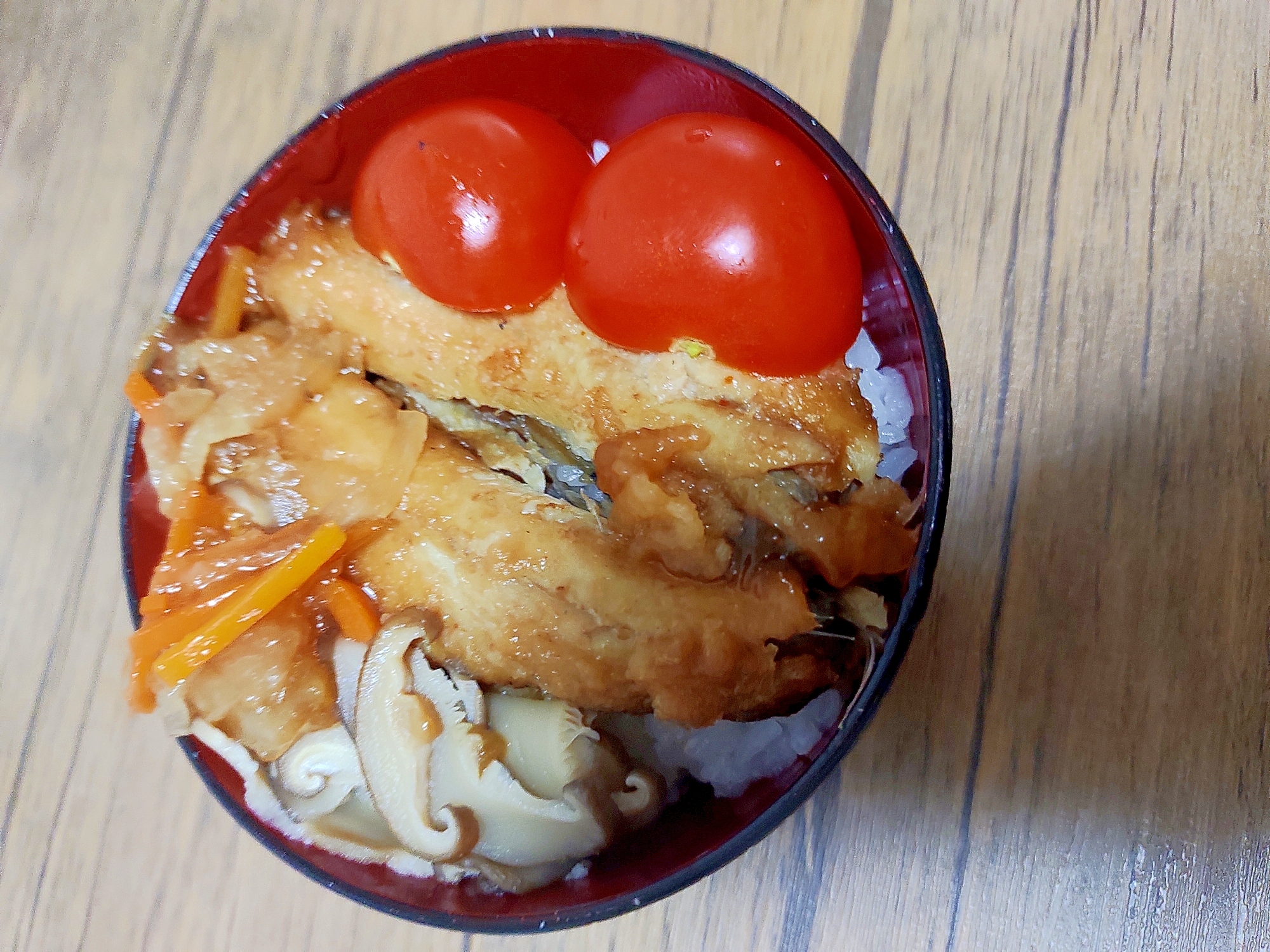 野菜といわしの蒲焼丼