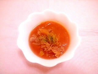 玉葱の皮茶で♪玉葱と牛肉のトマトスープ