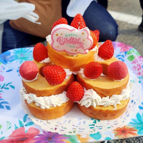 ロールケーキタワー レシピ 作り方 By La Bomba0106 楽天レシピ ロールケーキタワー レシピ 作り方 By La Bomba0106 楽天レシピ