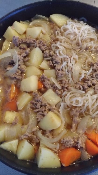 新じゃがで肉じゃが
