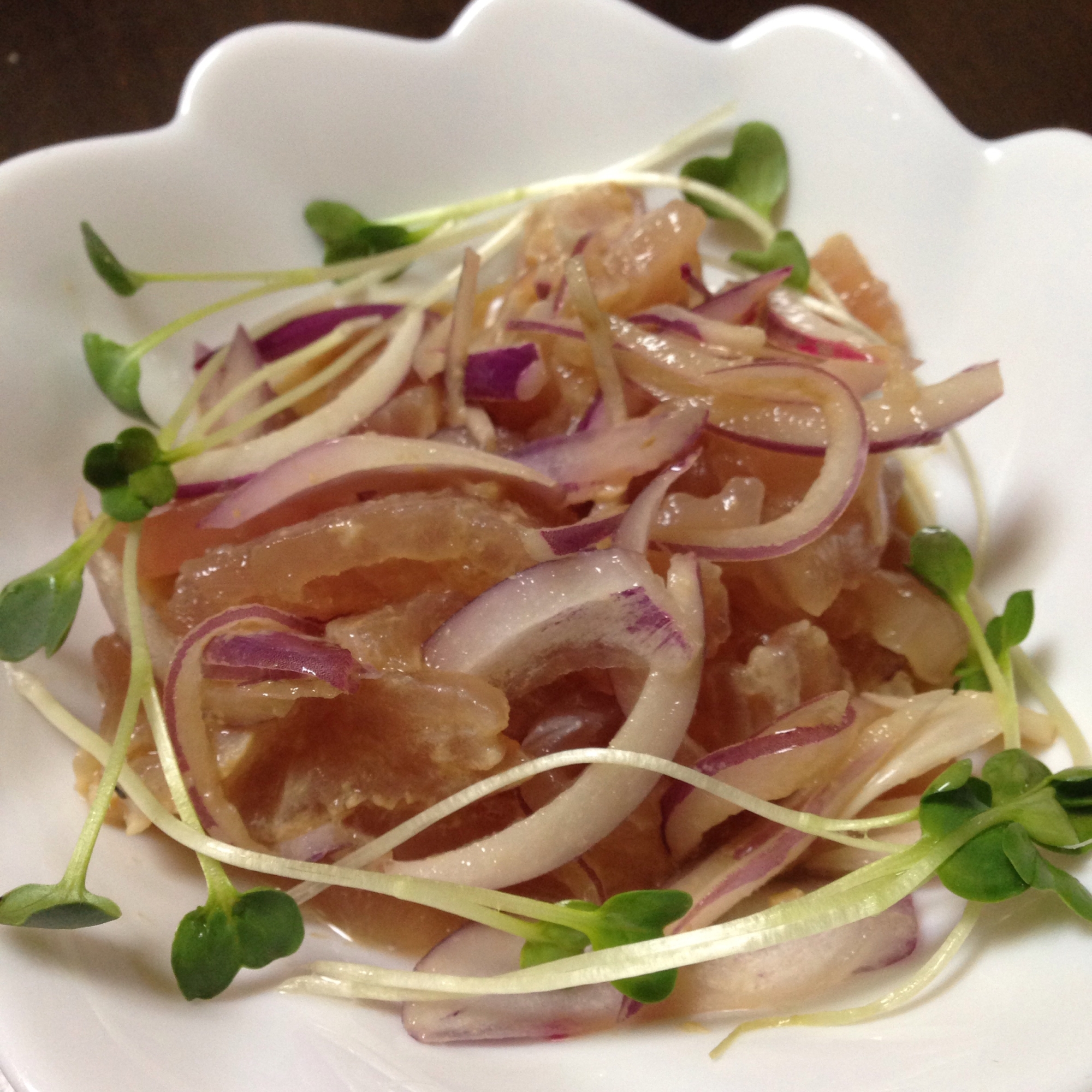 ビンチョウマグロと紫玉ねぎのマリネ♪