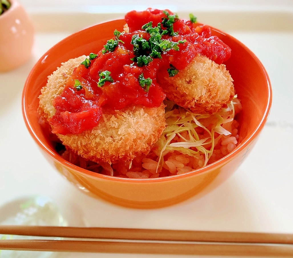 ケチャップライスコロッケ丼