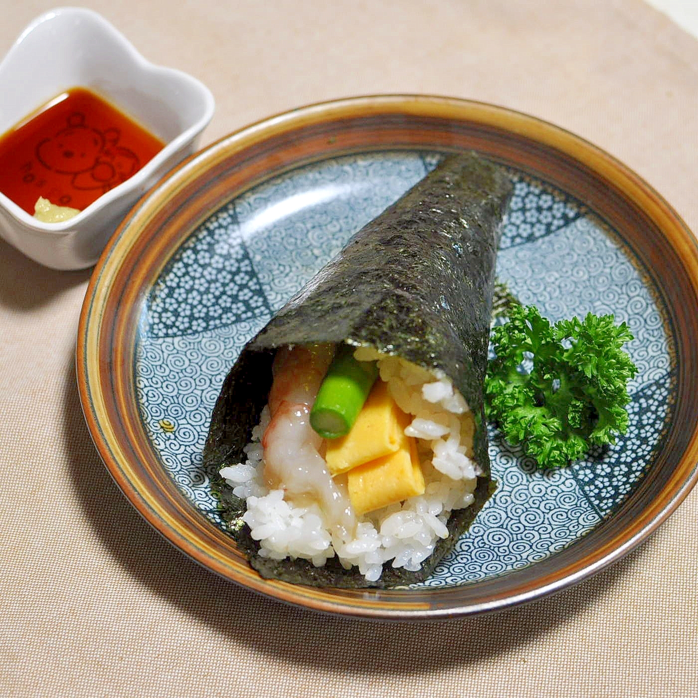 甘エビ だし巻き卵 アスパラの手巻き寿司 レシピ 作り方 By Taka5chan 楽天レシピ 甘エビ だし巻き卵 アスパラの手巻き寿司 レシピ 作り方 By Taka5chan 楽天レシピ