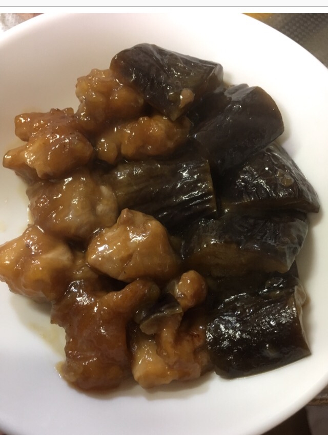 鶏肉とナスの焼き煮