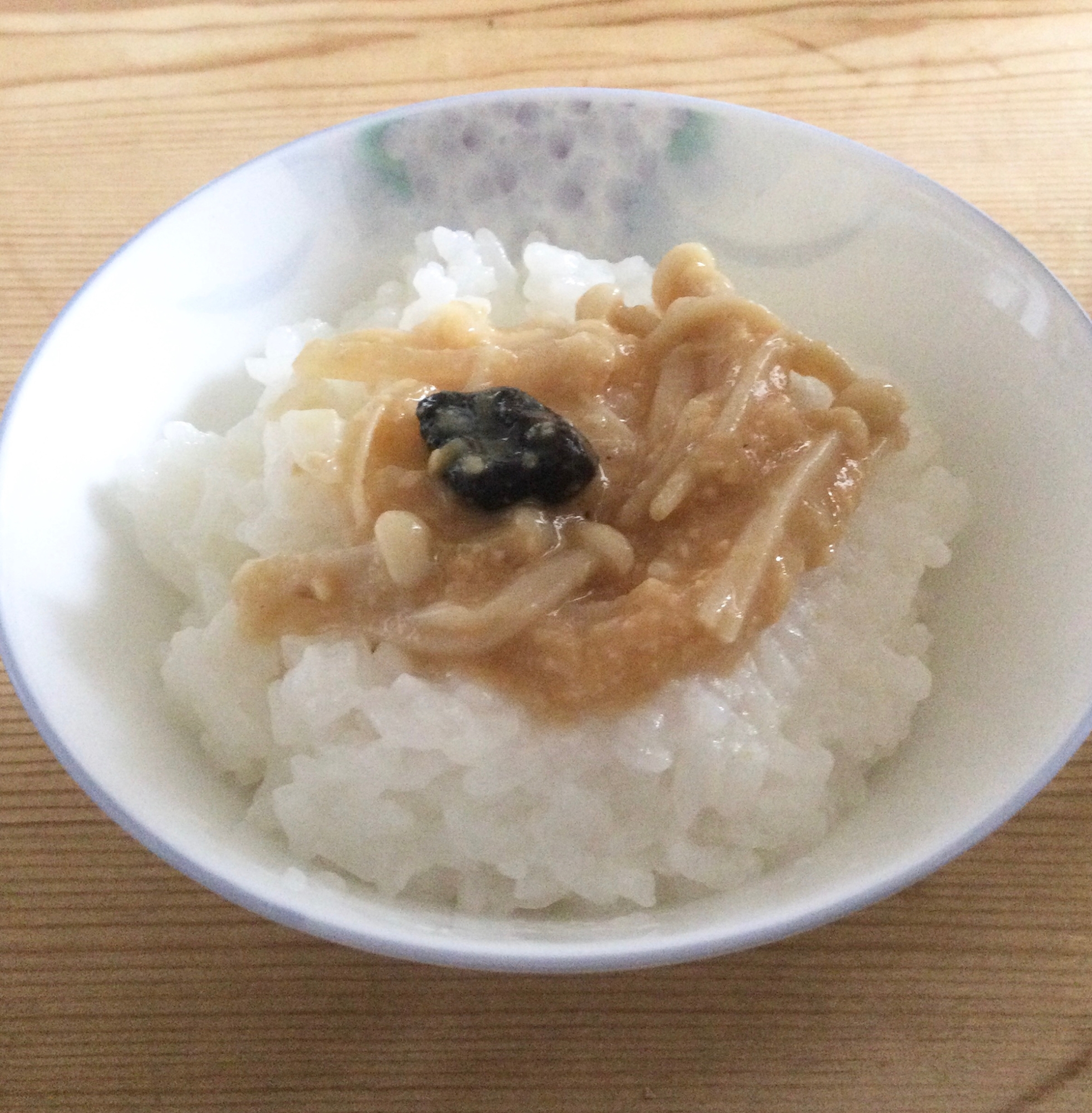 えのき黒にんにく丼♪ (∗ˊᵕ`∗)