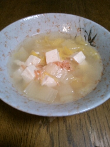 桜えびと白菜の中華風スープ（白菜蝦皮湯）