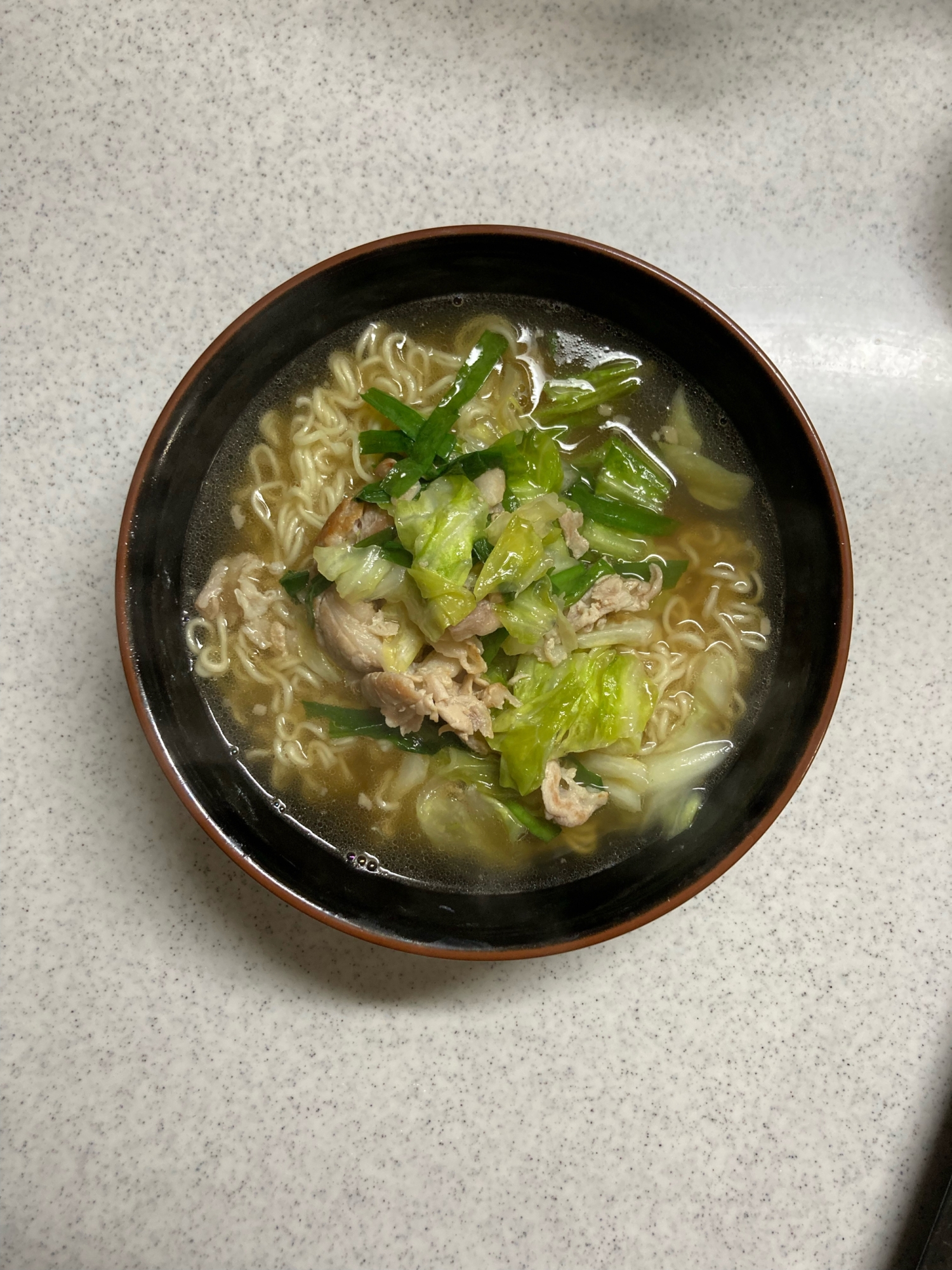 野菜のせラーメン