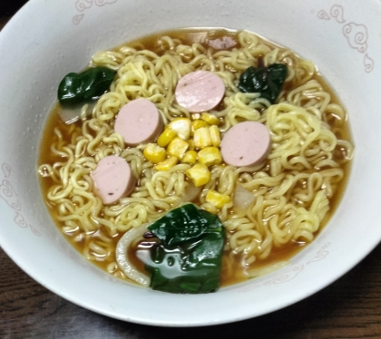 コーンウインナー♪ラーメン