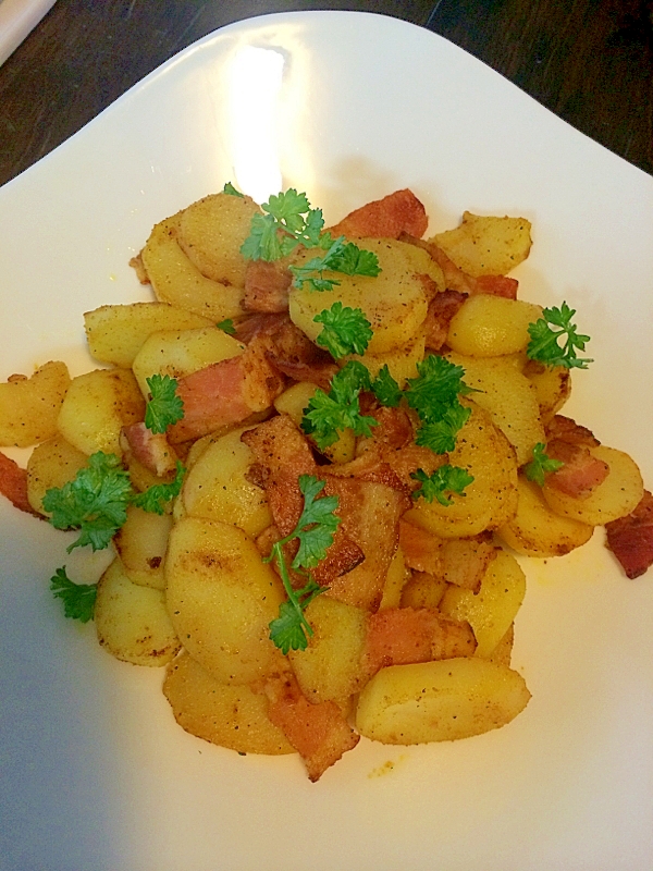 ベーコンとじゃがいものカレー風味炒め レシピ 作り方 By きのこのみみ 楽天レシピ