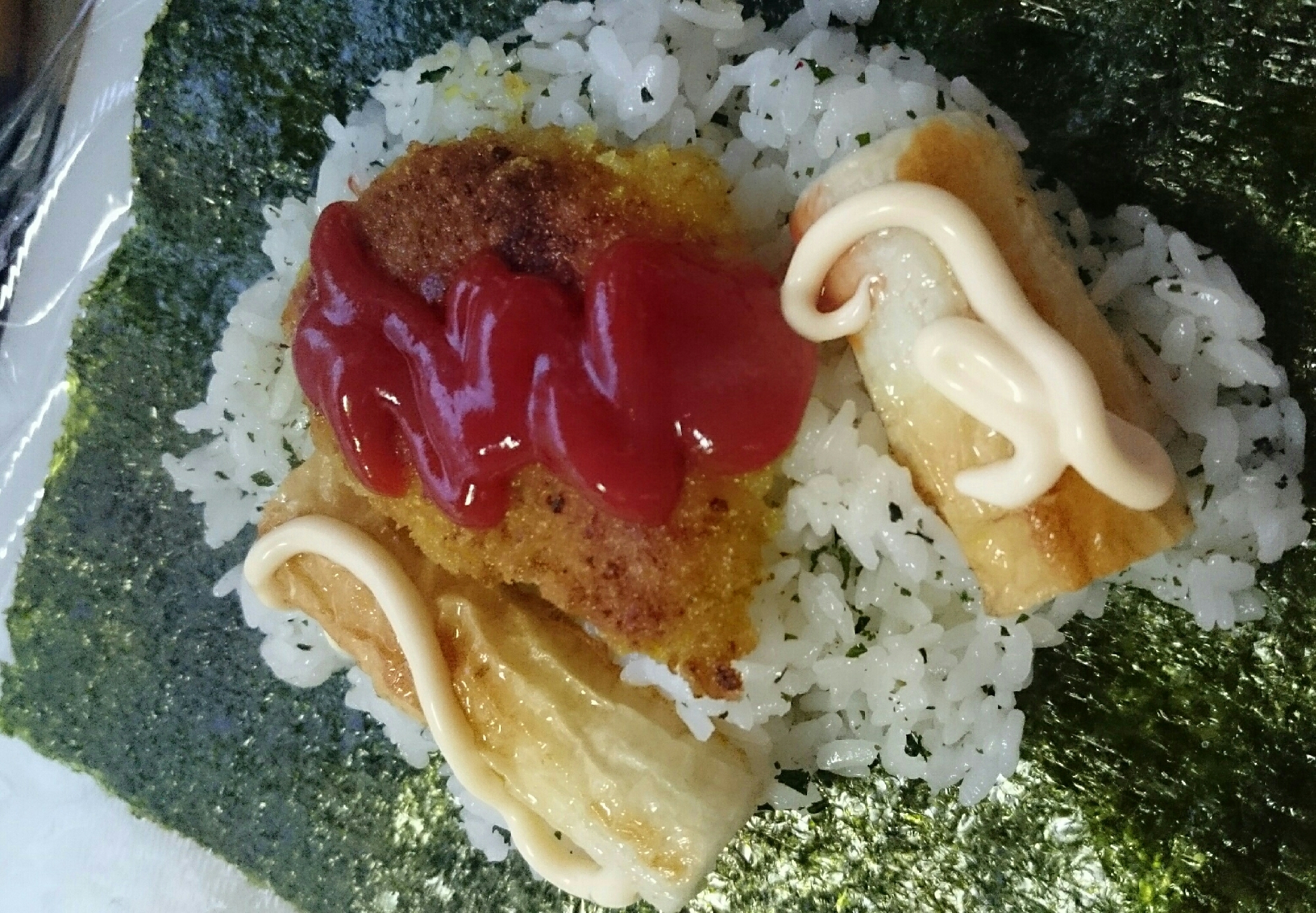 カレー焼きとちくわのおにぎらず