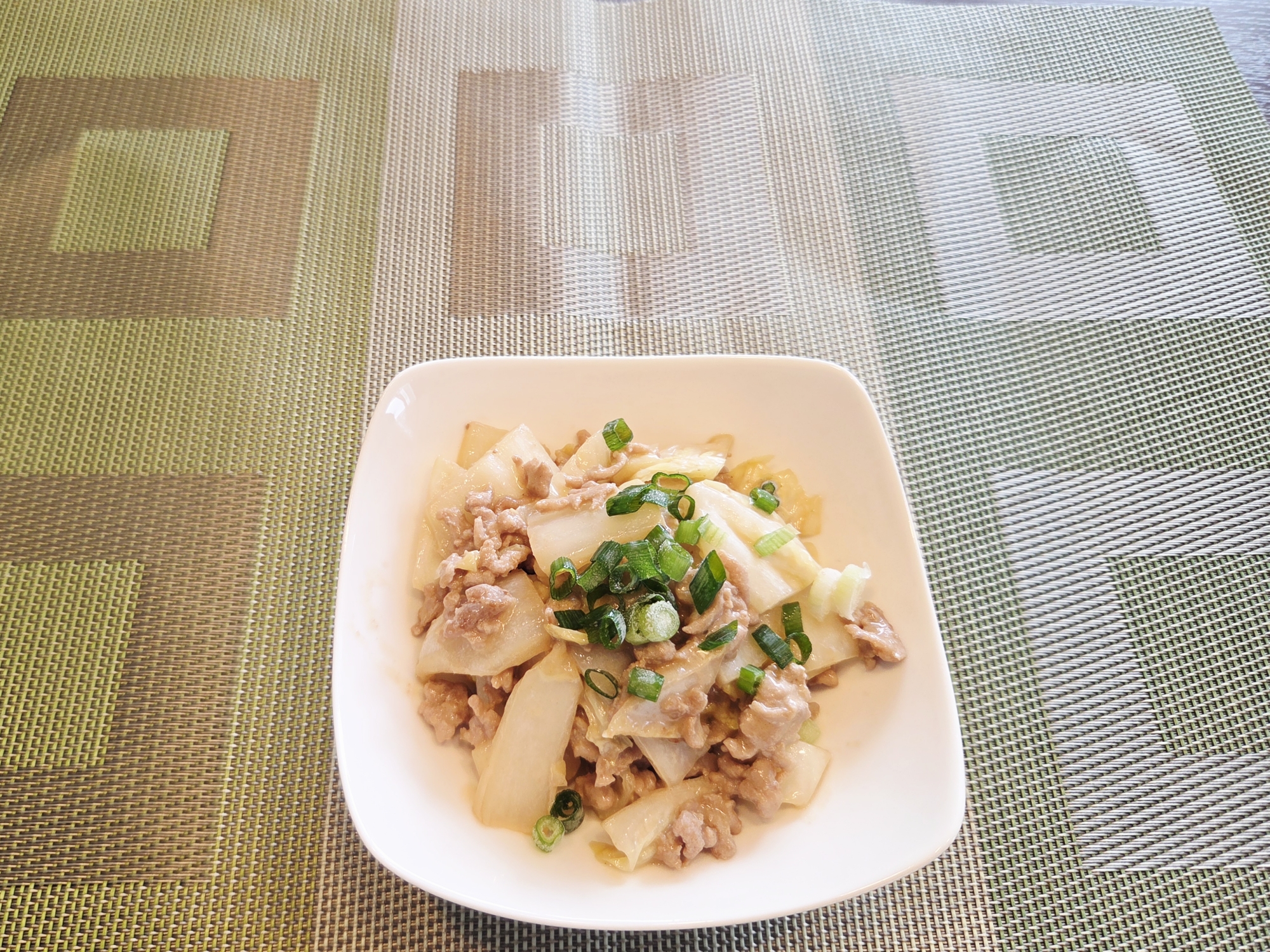 白菜と豚ひき肉のオイスターマヨネーズ炒め