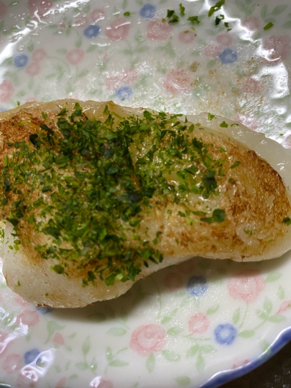 焼き餅の青のり醤油かけ