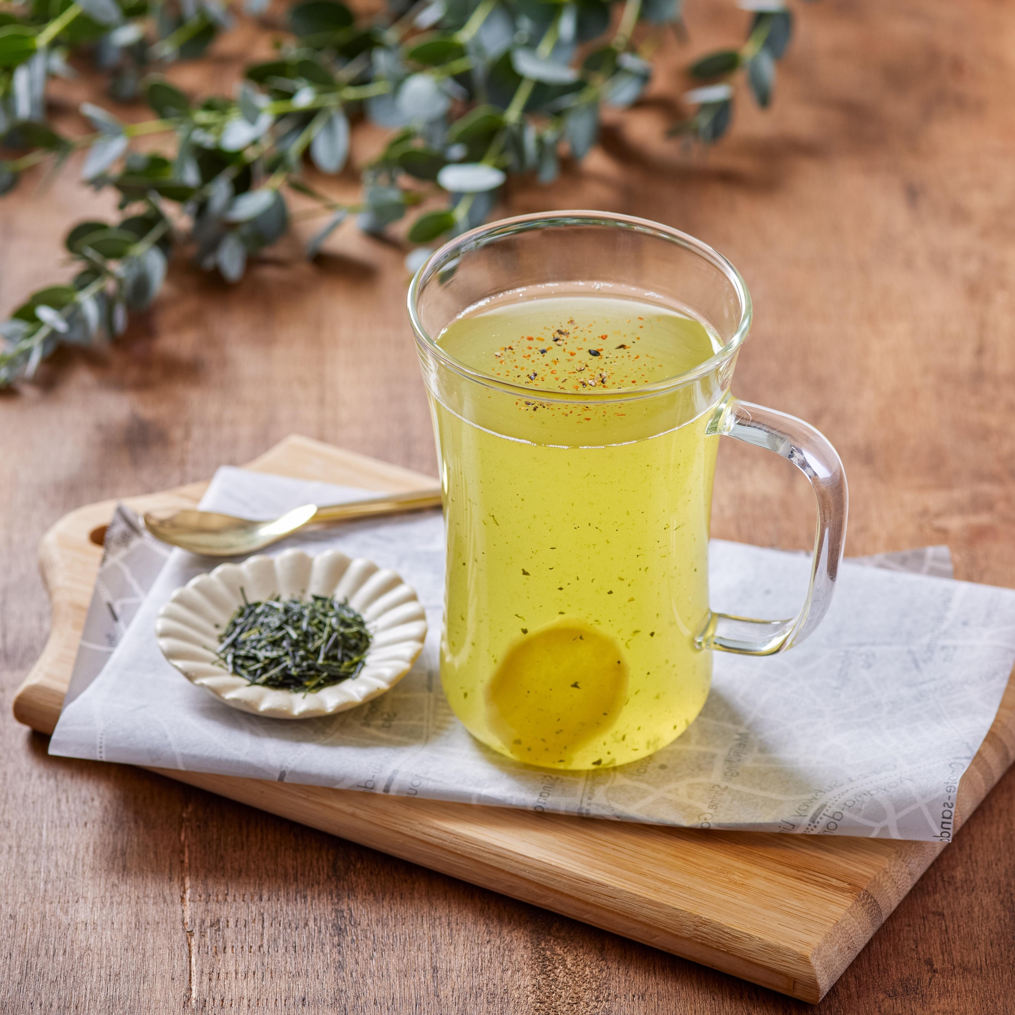 芯からぽかぽか！ジンジャー緑茶割り