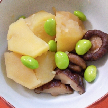 じゃがいもと干ししいたけの煮物