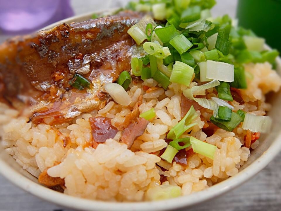 簡単山ごはん さんまの蒲焼 缶詰 炊き込みご飯