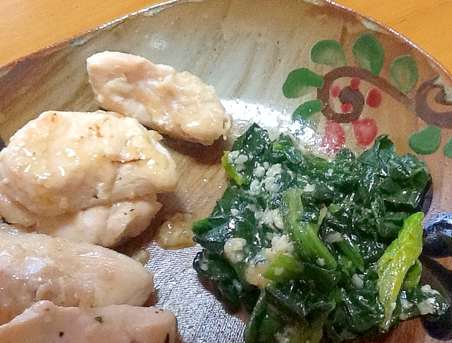 鶏ムネ肉とほうれん草の塩こうじソテー