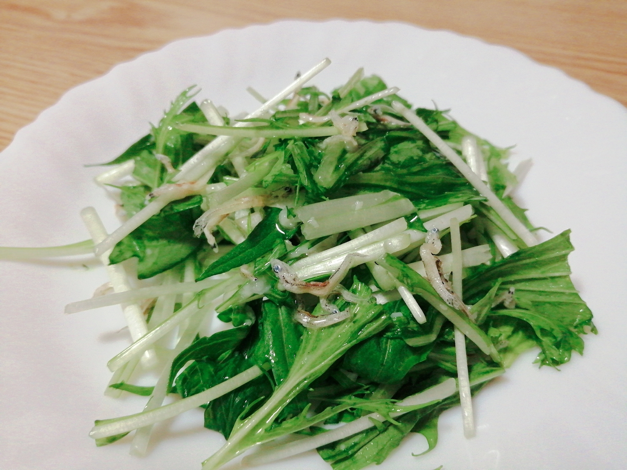 塩麹ドレッシングで！水菜とちりめんじゃこのサラダ