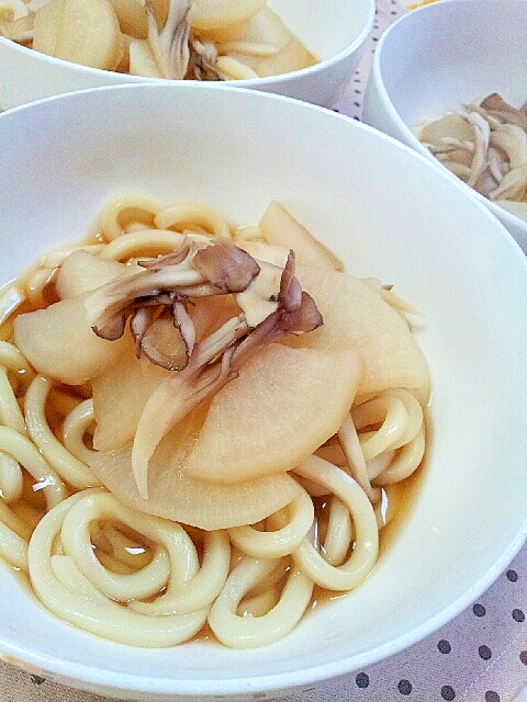 お昼ご飯に簡単 舞茸と大根のうどん レシピ 作り方 By ラズベリっち 楽天レシピ