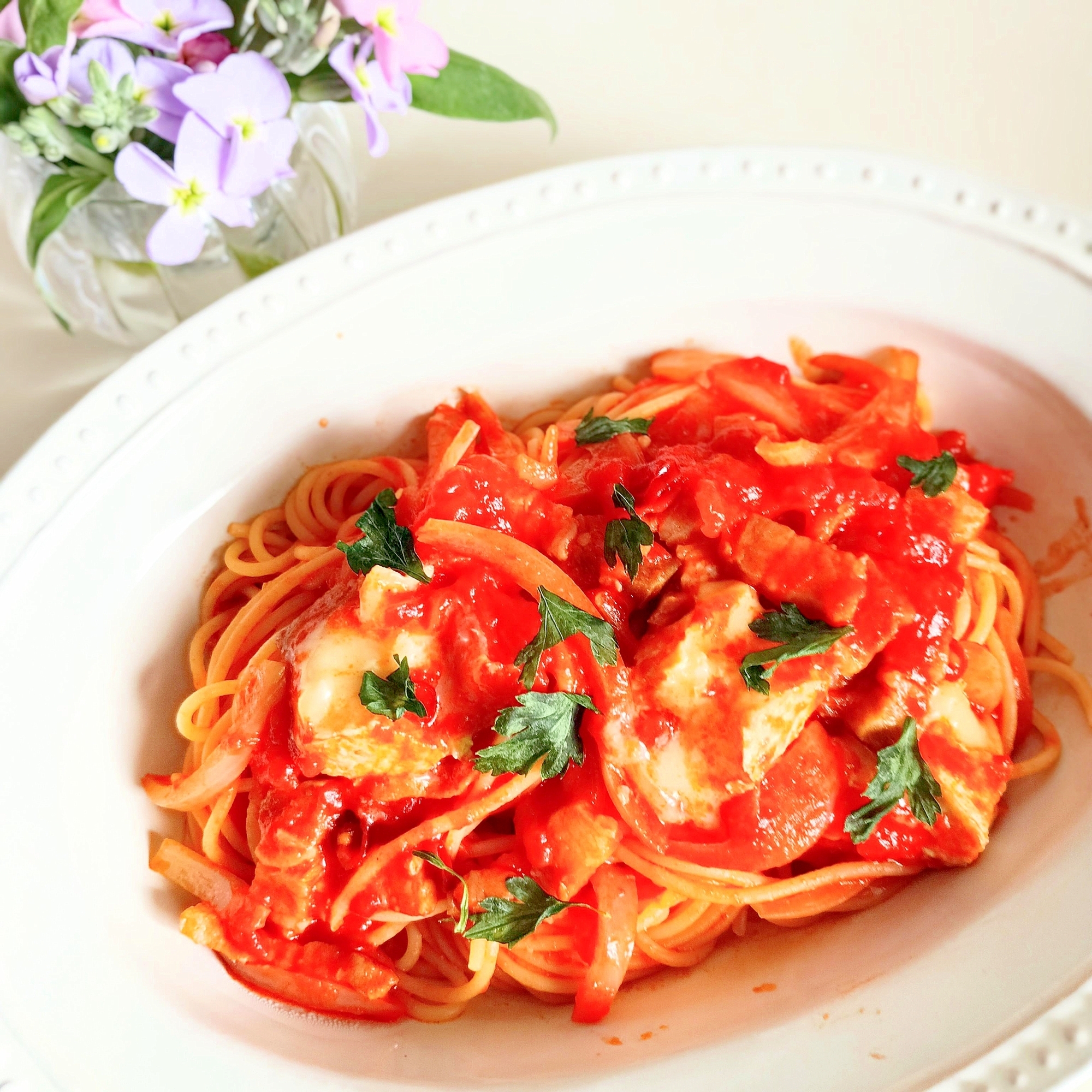 燻製香るベーコンとカマンベールのトマトパスタꕤ୭*