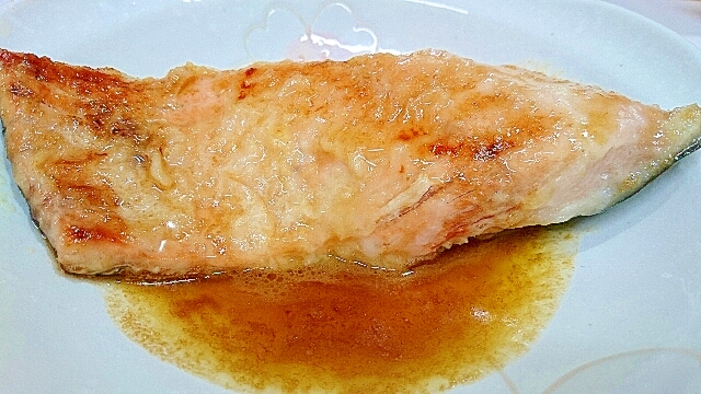 秋鮭のバター醤油
