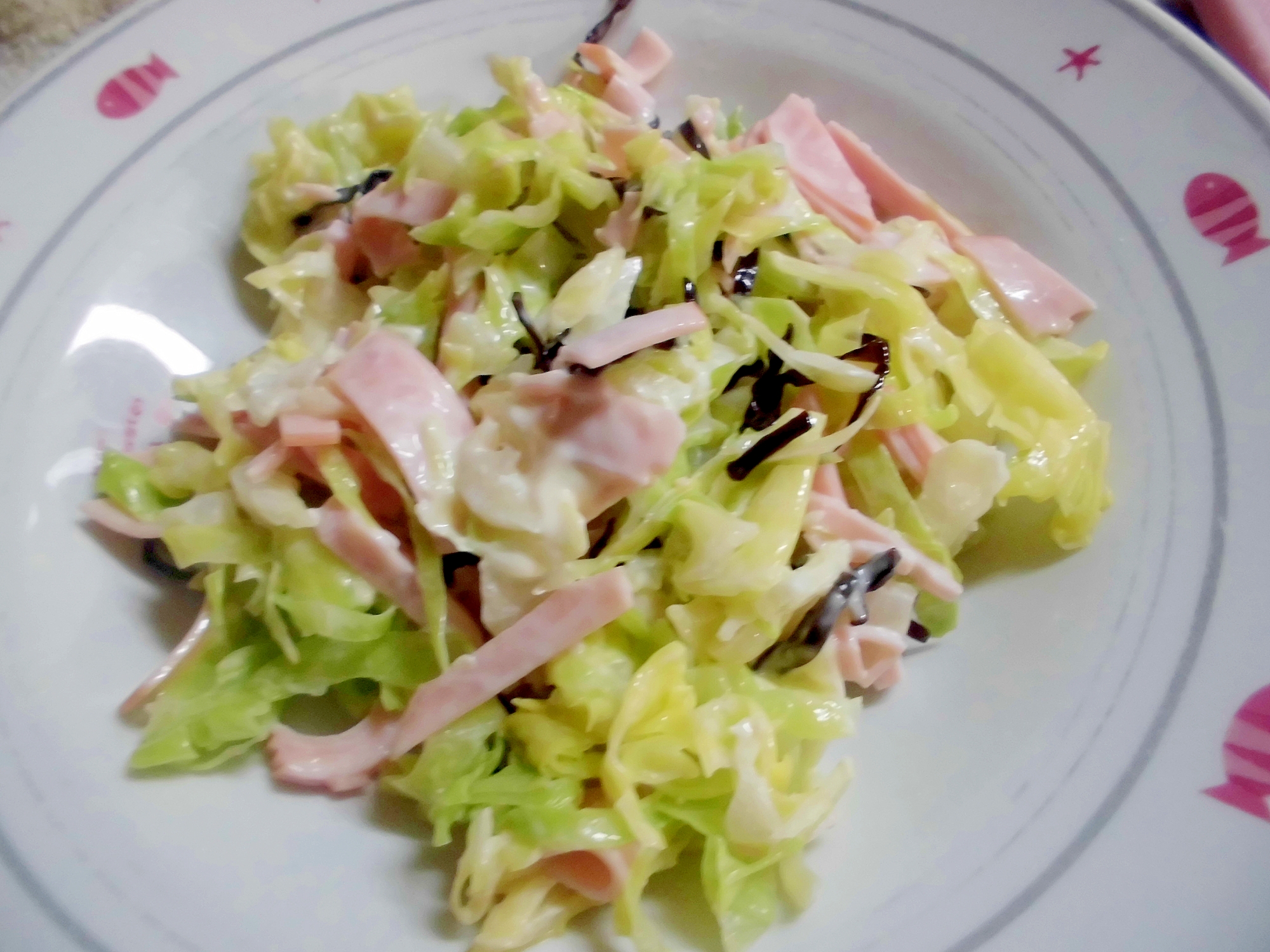 ハムとキャベツの塩こぶマヨ和え