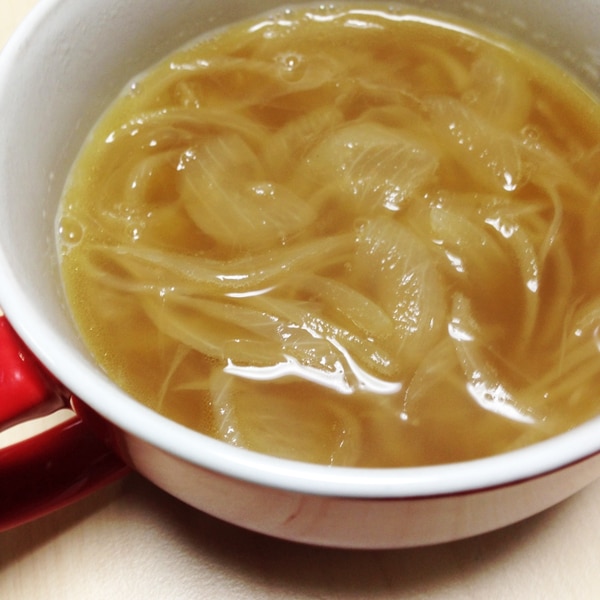 簡単 玉ねぎ1つで黄金色のオニオンスープ レシピ 作り方 By Colokitchen 楽天レシピ 簡単 玉ねぎ1つで黄金色のオニオンスープ レシピ 作り方 By Colokitchen 楽天レシピ