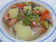 新じゃがで｢中華スープ」とゆう発想が凄いデッス！とてもホクホクっと味が馴染んでウインナーからの旨みも加わり美味しかったです。参考になりました♪有難う御座いました