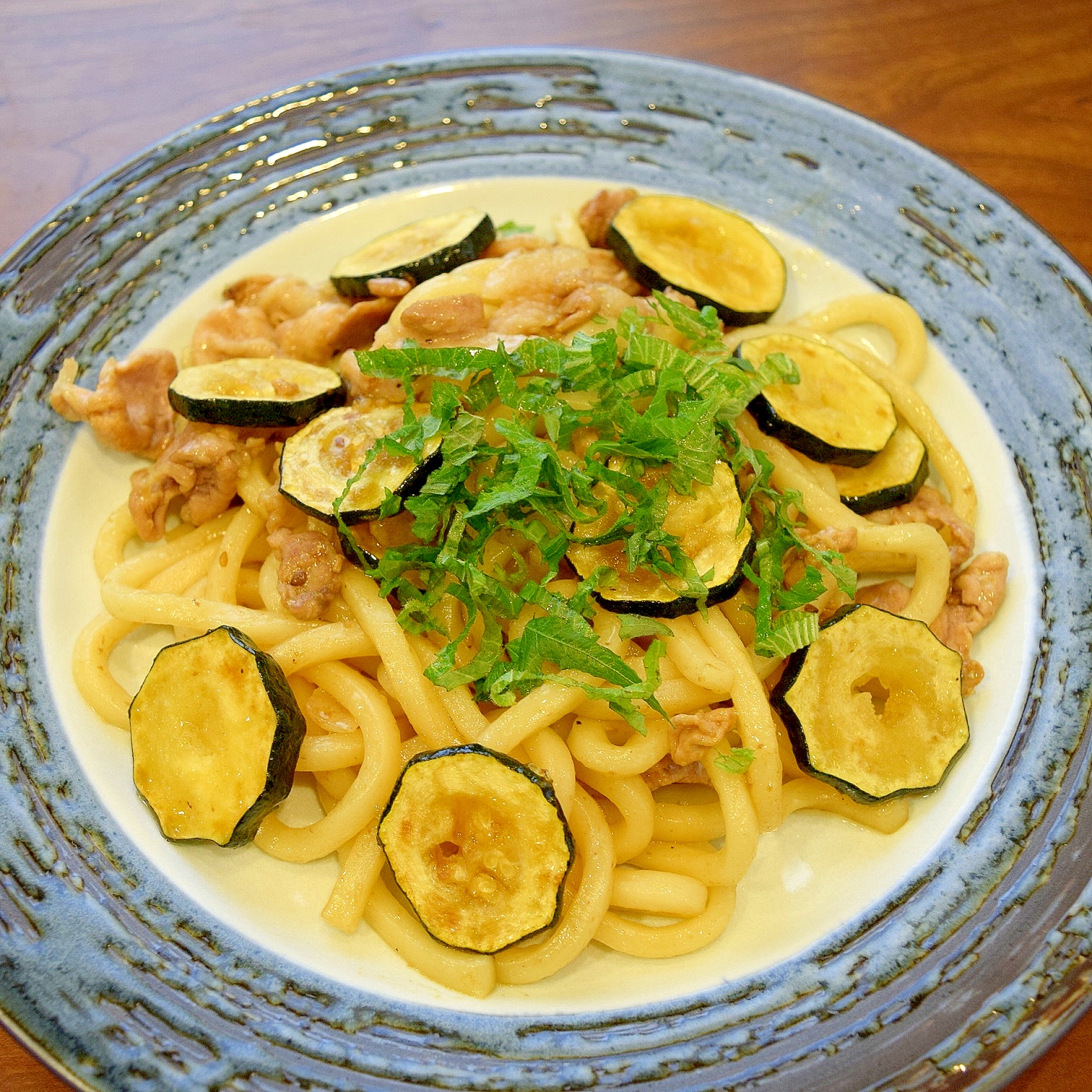 豚肉とズッキーニの焼きうどん