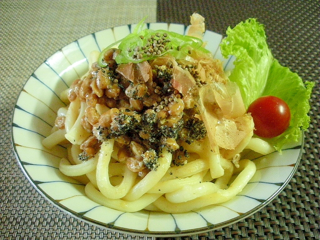 レンジでかんたん朝ごはん♡納豆おかかうどん♪