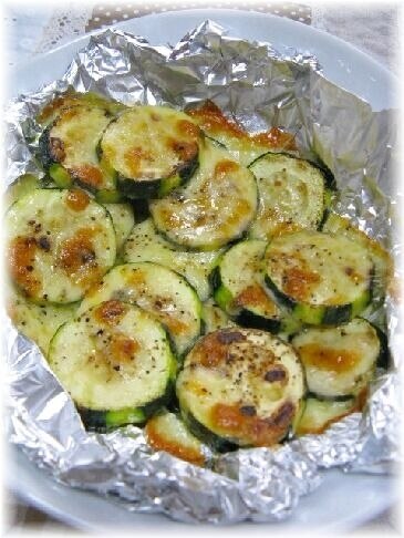 魚焼きグリルでズッキーニ