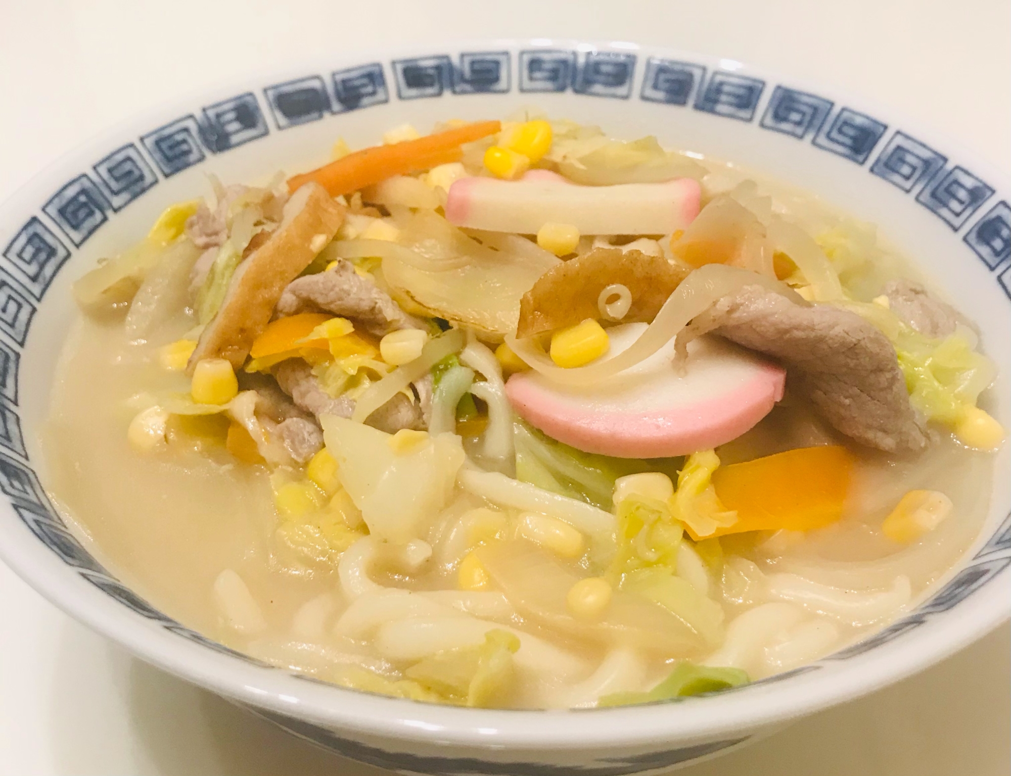 スープが美味しい！野菜盛り沢山☆ちゃんぽんうどん☆