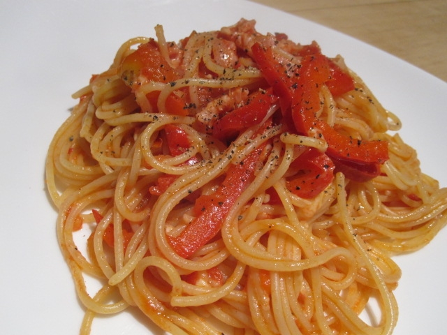 パプリカのトマトスパゲッティ