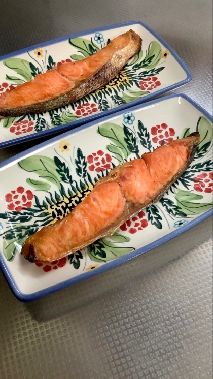 こんばんは♪
夕食に香ばし焼き鮭とっても美味しかったです✨
ごちそうさまでした(ᵔᴥᵔ)