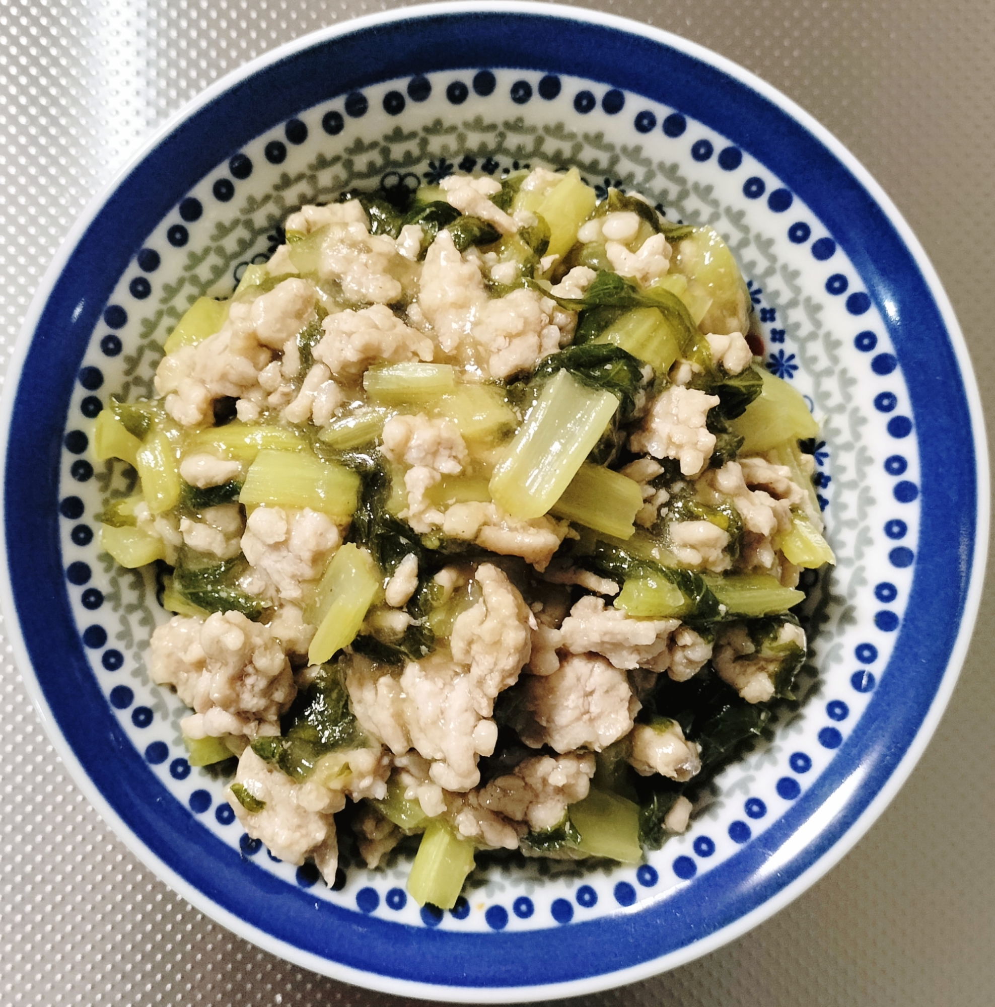 【あっさり♪】カブの葉とひき肉の和風餡炒め