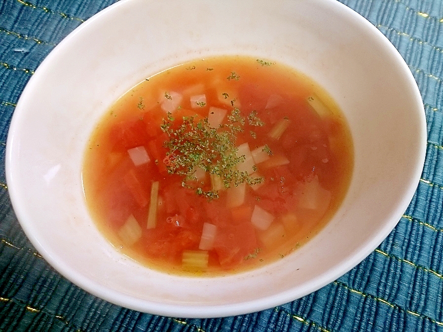 蕪のトマト味スープ