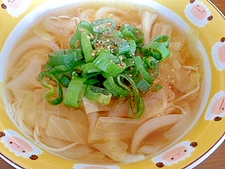 そうめんであっさり醤油ラーメン風☆