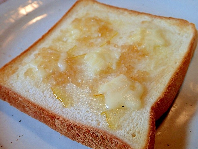 ☆七夕☆　柚子茶と星型チーズとザラメのトースト