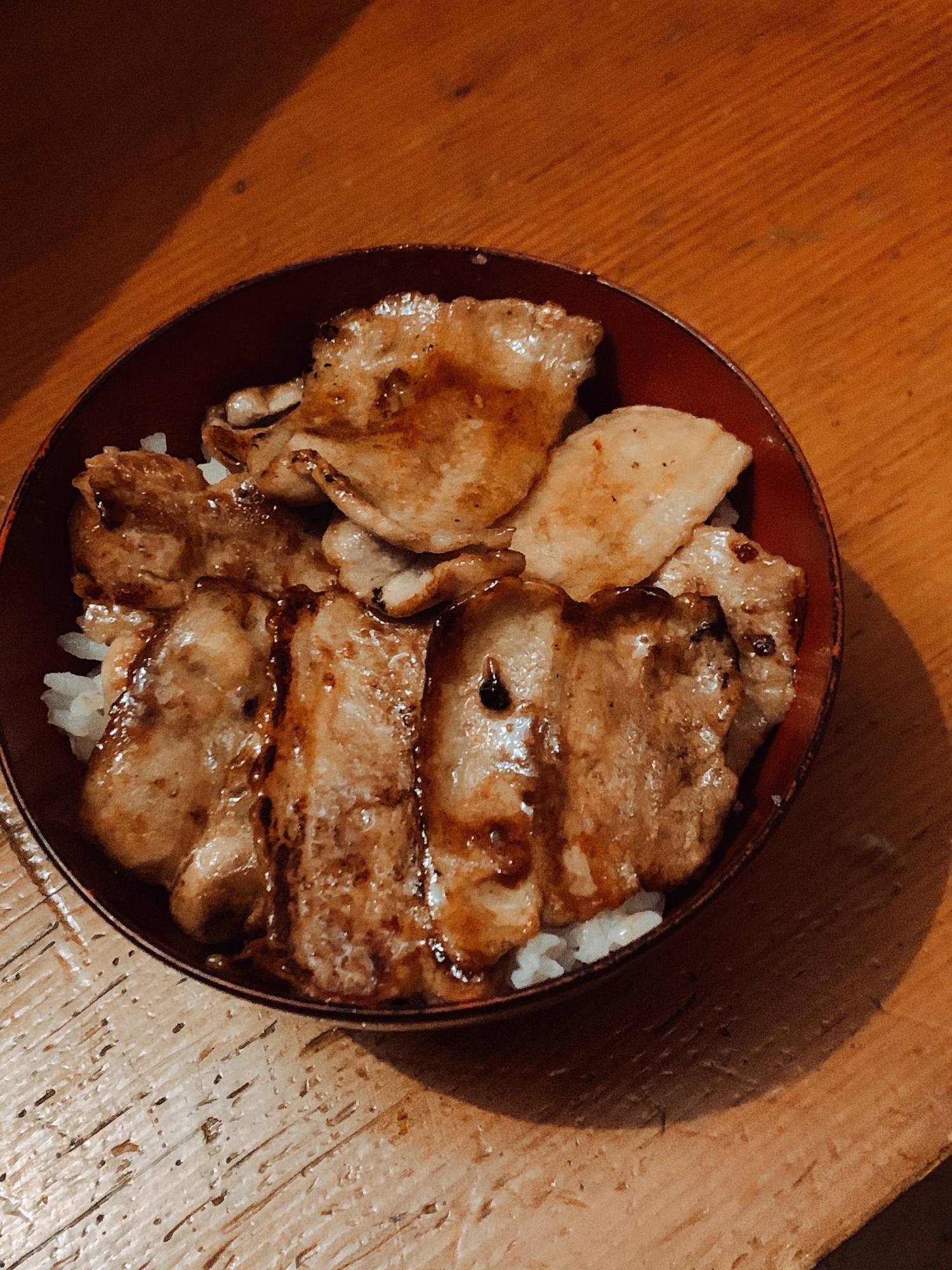 豚肉丼