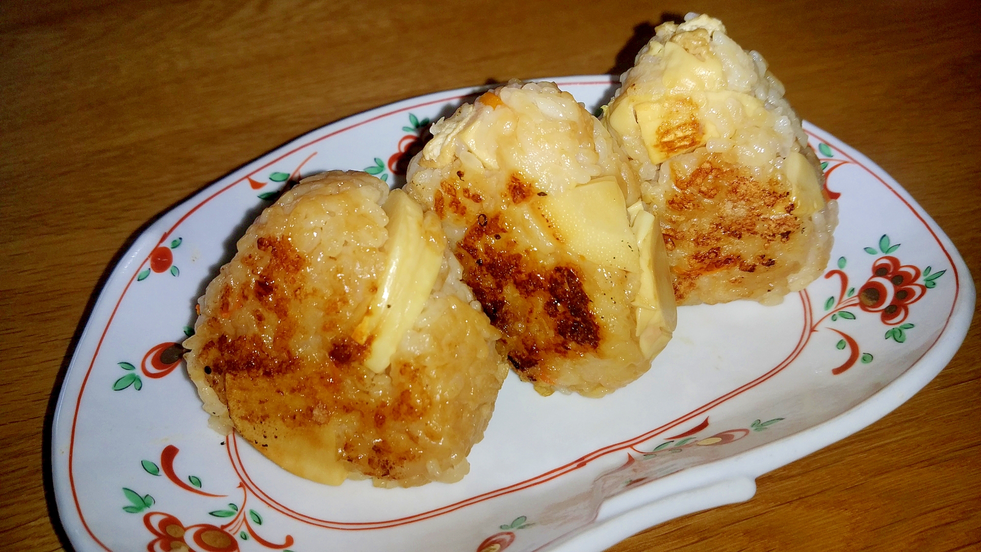 昨晩のたけのこご飯をアレンジ 朝食握り レシピ 作り方 By Ryuku55 楽天レシピ 昨晩のたけのこご飯をアレンジ 朝食握り レシピ 作り方 By Ryuku55 楽天レシピ