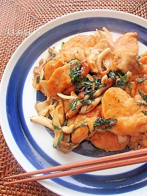 節約おかず♪鷄むね肉と舞茸の梅ポン炒め