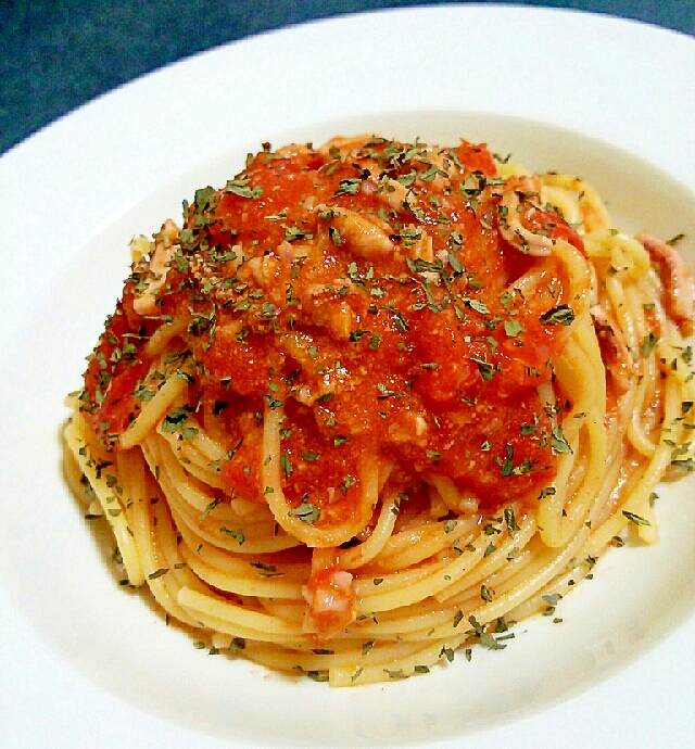 イカの塩辛で味付け トマトとバジルのパスタ レシピ 作り方 By あ ち0024 楽天レシピ イカの塩辛で味付け トマトとバジルのパスタ レシピ 作り方 By あ ち0024 楽天レシピ