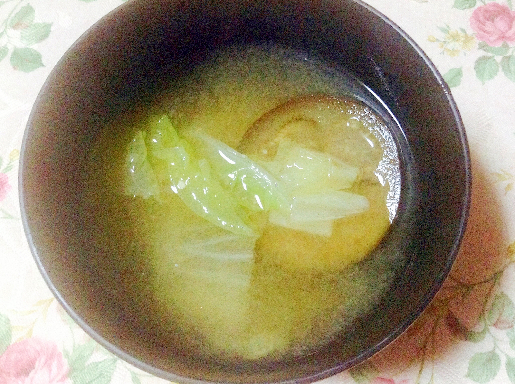 ポカポカ♡生姜と茄子と白菜のお味噌汁