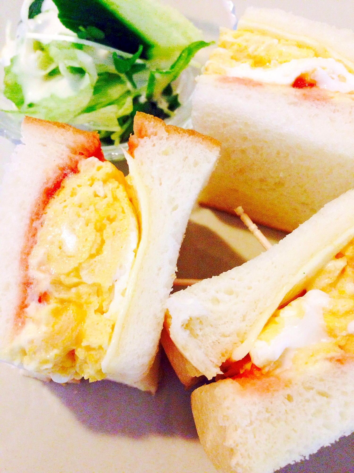 ★朝ごはん！ぶ厚い卵焼きのサンドイッチ！