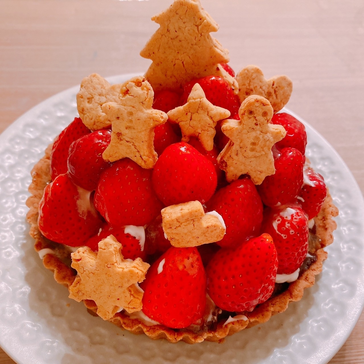 いちごたっぷり誕生日ケーキ レシピ 作り方 By すばるいぬ 楽天レシピ