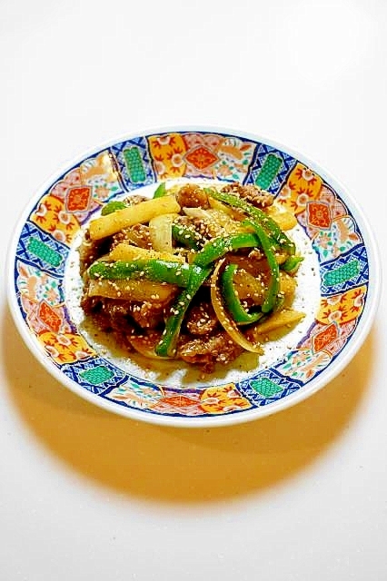 ボリューム満点でご飯がすすむ！牛肉のオイスター炒め