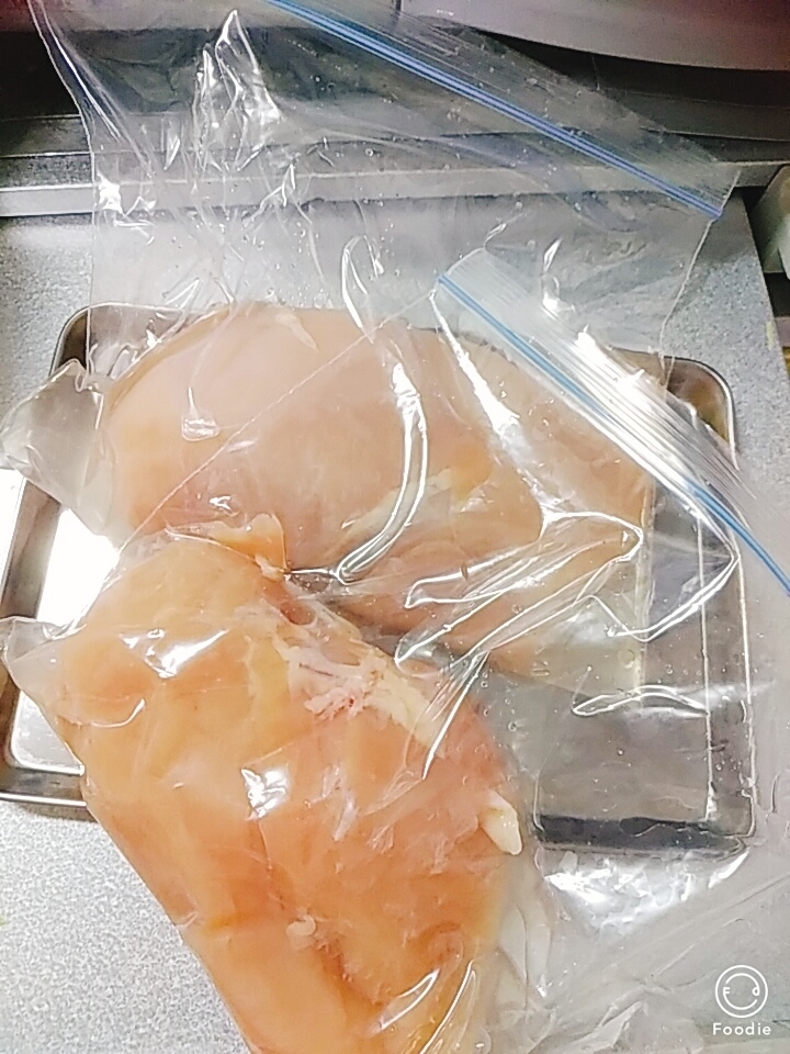 簡単★鶏胸肉をしっとり柔らかくする方法
