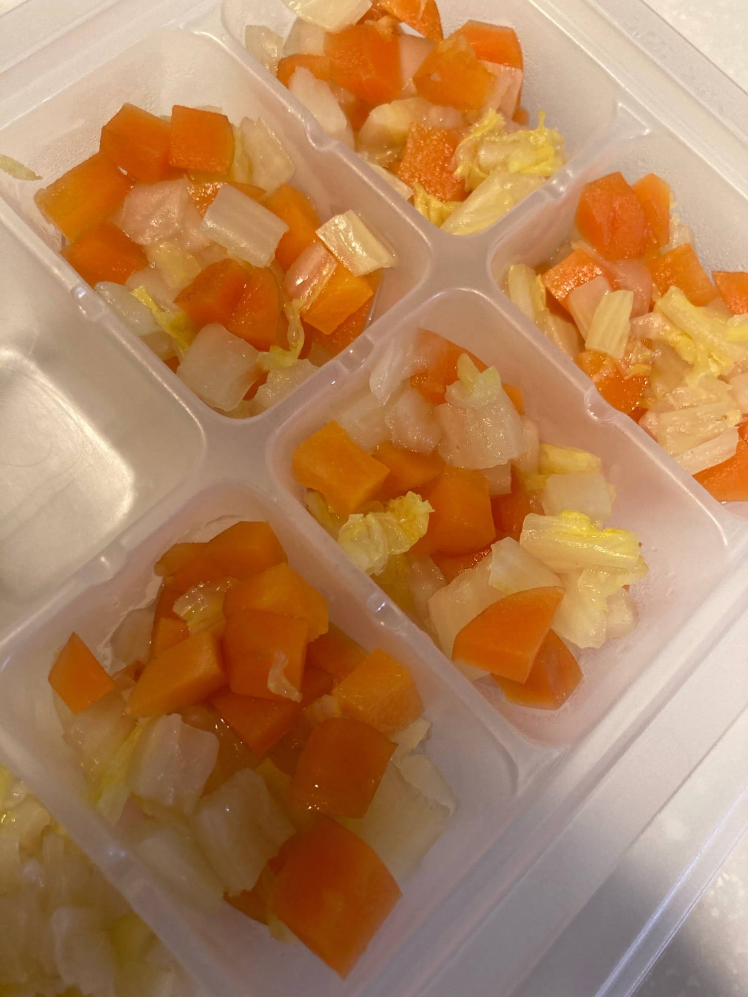 離乳食完了期】レンジで白菜と人参の和風煮 レシピ・作り方 by