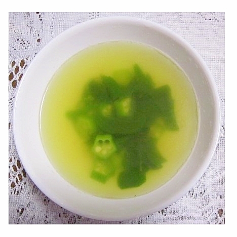 オクラとわかめのスープ