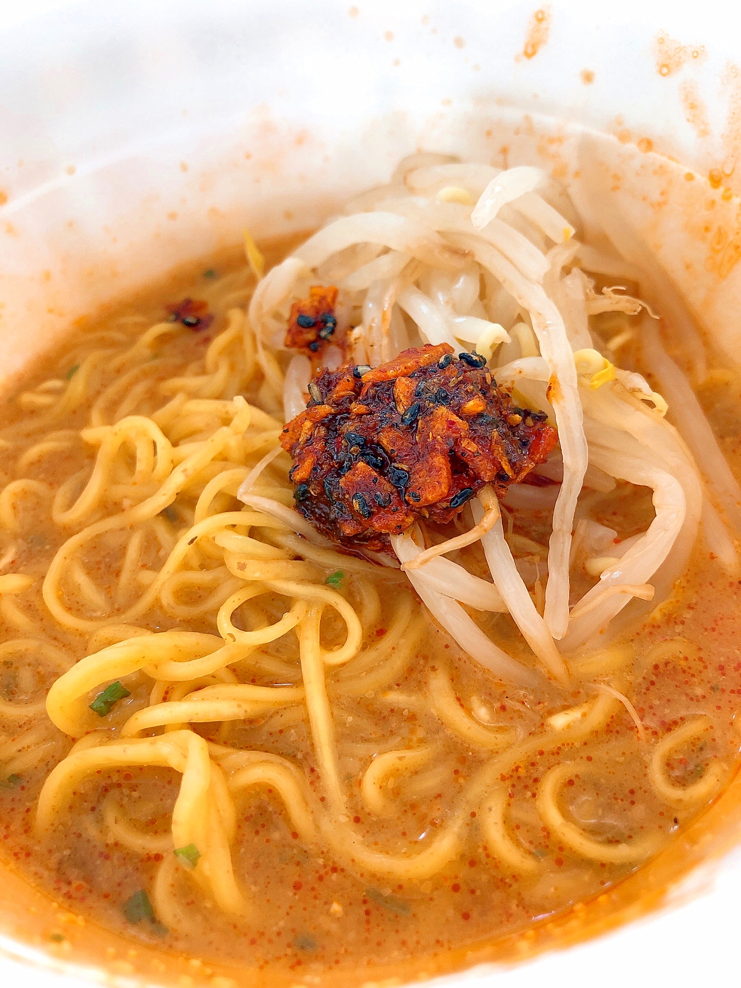 短命県、返上できませ〜ん！！濃いめの坦々カップ麺★