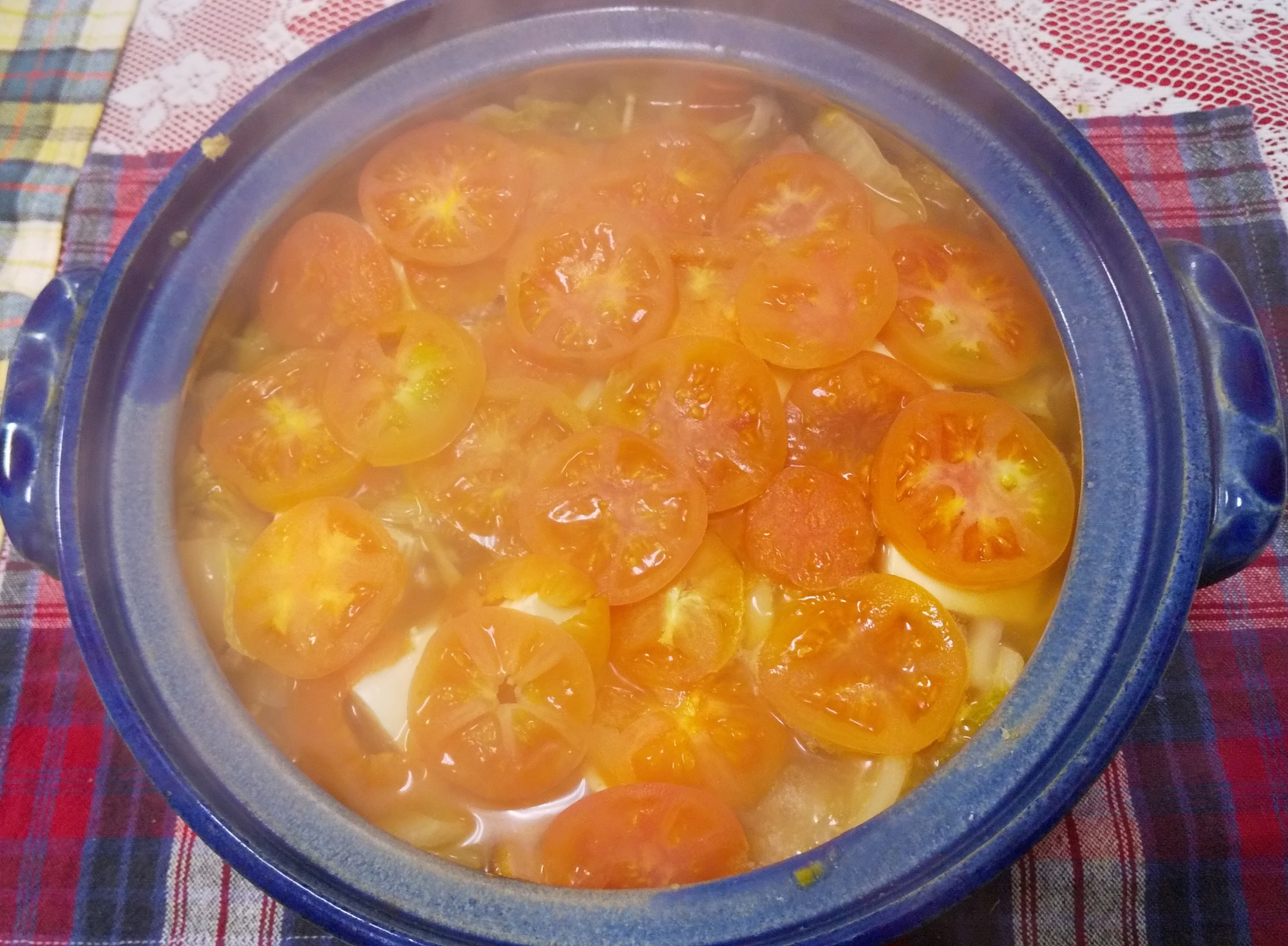たっぷりトマトのうどん鍋